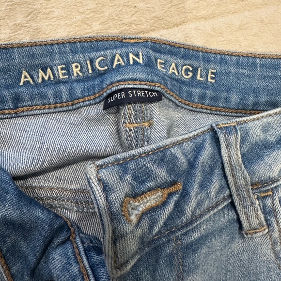 American Eagle jeans, lightly worn, great condition - Picture 2 of 6